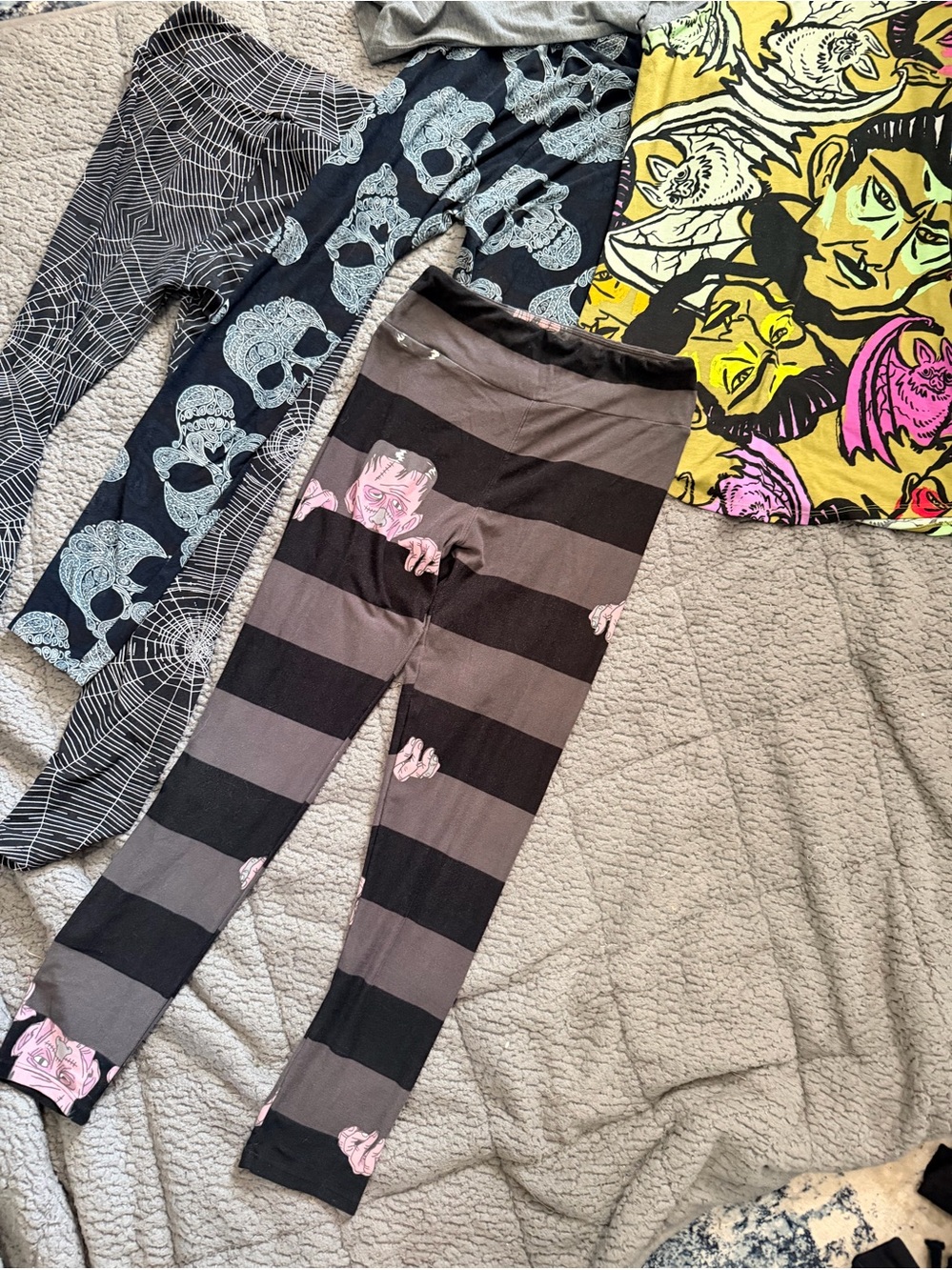 3 pairs of Halloween LuLa Roe leggings with holiday baseball tee